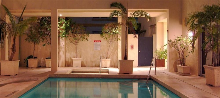 Imagen de la piscina del Hotel Mercury Apart. Foto 5