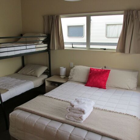 Imagen de la habitación del Hotel Mercury Bay Holiday Park. Foto 33