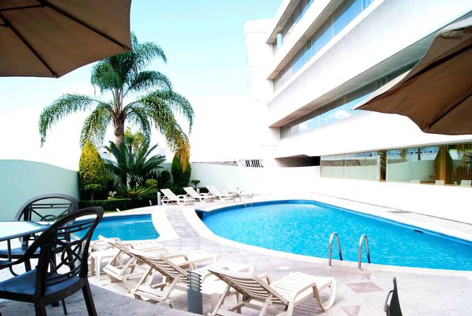 Imagen de la piscina del Hotel Mercury Inn. Foto 19