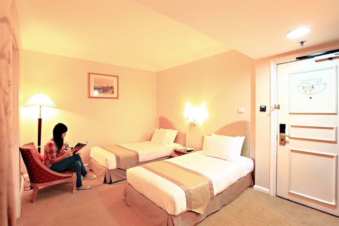 Imagen de la habitación del Hotel Merdeka Palace Hotels and Suites. Foto 2
