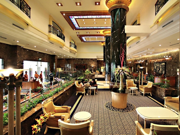 Imagen de los interiores del Hotel Merdeka Palace Hotels and Suites. Foto 5