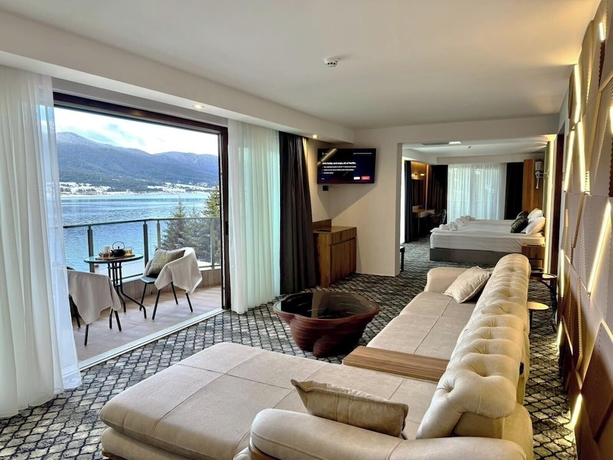Imagen de la habitación del Hotel Merdjan. Foto 8