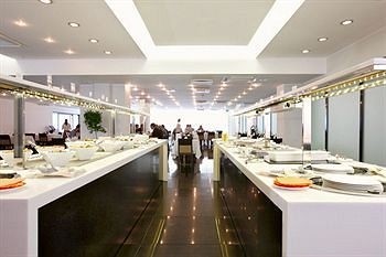 Imagen del bar/restaurante del Hotel Meresuu Spa and. Foto 2