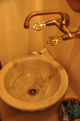 Imagen de la habitación del Hotel Merial. Foto 8