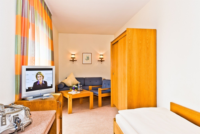 Imagen de la habitación del Hotel Merian Rothenburg. Foto 6