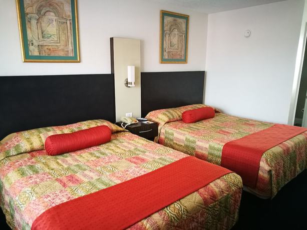 Imagen de la habitación del Hotel Merida Inn and Suites. Foto 5
