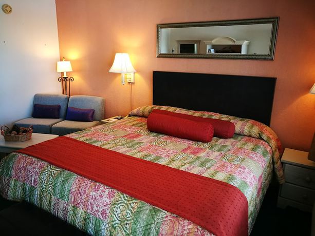 Imagen de la habitación del Hotel Merida Inn and Suites. Foto 6