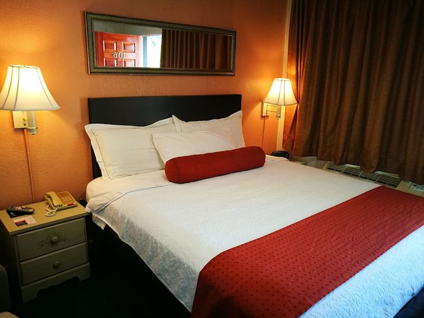 Imagen de la habitación del Hotel Merida Inn and Suites. Foto 7