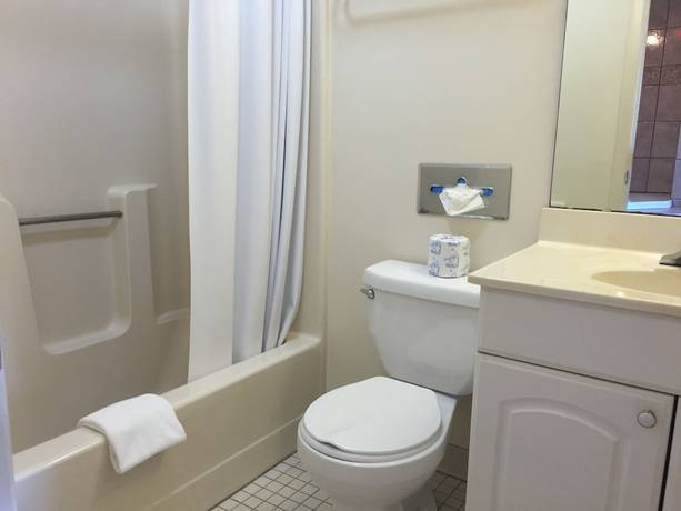 Imagen de la habitación del Hotel Merida Inn and Suites. Foto 11