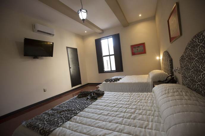 Imagen de la habitación del Hotel Merida, M&eacute;rida. Foto 2