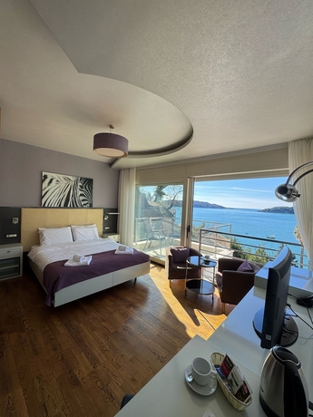 Imagen general del Hotel Meridian, Becici. Foto 1