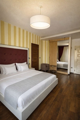 Imagen de la habitación del Hotel Meridian, Becici. Foto 3