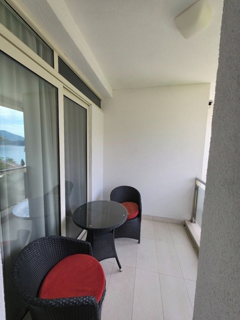 Imagen de la habitación del Hotel Meridian, Becici. Foto 8