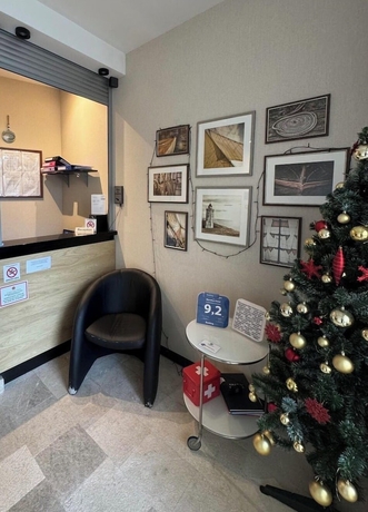 Imagen de los interiores del Hotel Meridian, Becici. Foto 16