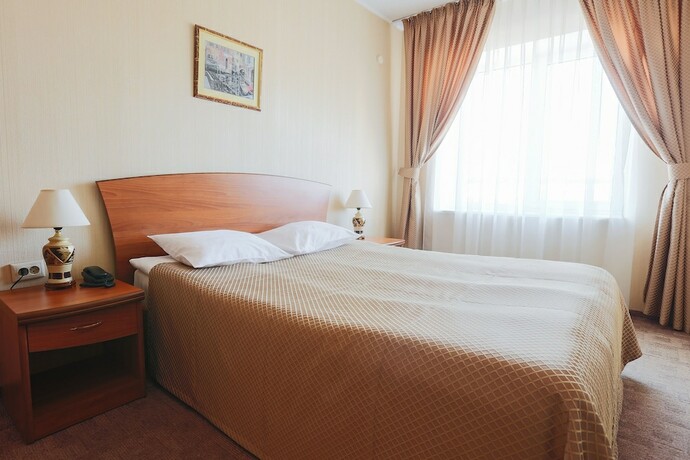 Imagen de la habitación del Hotel Meridian, Cheli&aacute;binsk. Foto 19