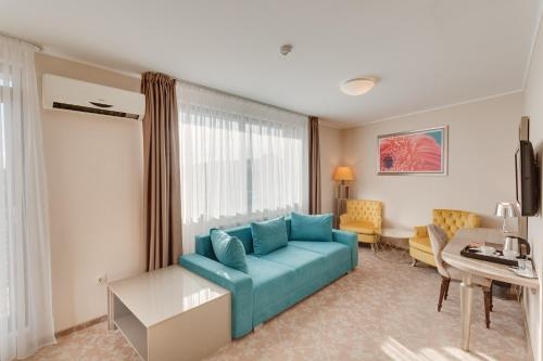 Imagen de la habitación del Hotel Meridian. Foto 7