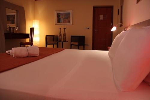 Imagen de la habitación del Hotel Meridian, Guardia Piemontese. Foto 10