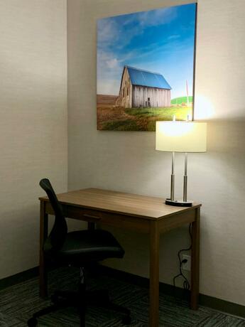 Imagen general del Hotel Meridian Inn & Suites Regina Airport. Foto 3
