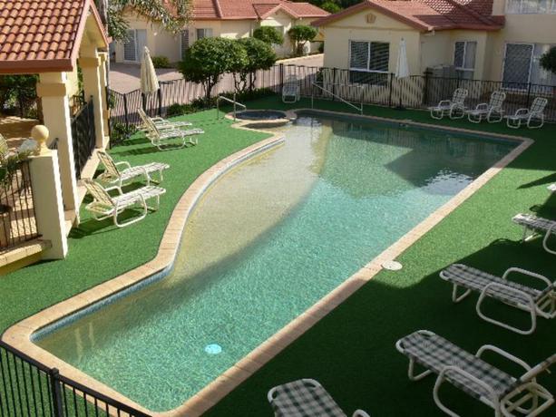 Imagen general del Hotel Meridian Resort Beachside. Foto 13