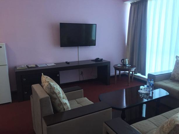 Imagen de la habitación del Hotel Meridian, Termez. Foto 5