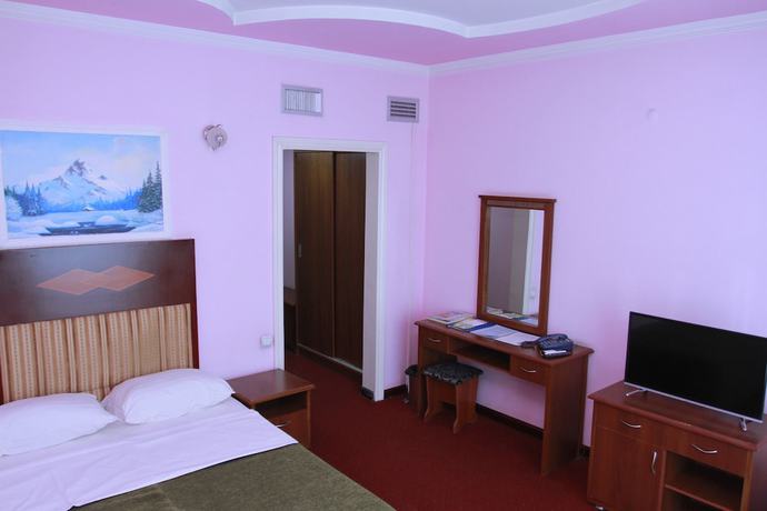 Imagen de la habitación del Hotel Meridian, Termez. Foto 11