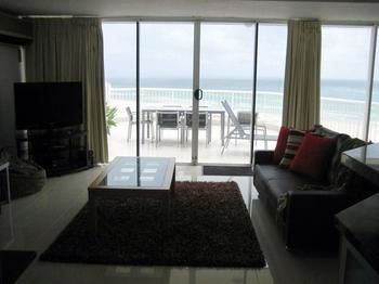 Imagen de la habitación del Hotel Meridian Tower. Foto 3