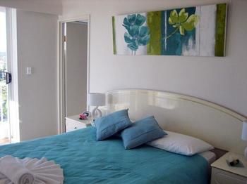 Imagen de la habitación del Hotel Meridian Tower. Foto 4