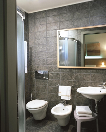 Imagen de la habitación del Hotel Meridiana Country. Foto 5