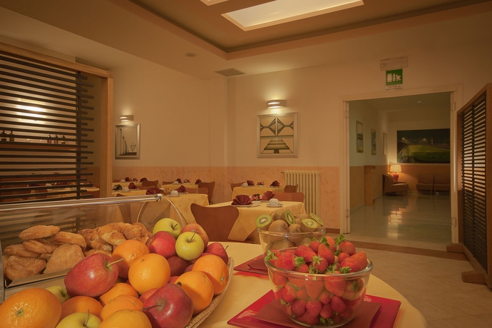 Imagen del bar/restaurante del Hotel Meridiana, Florencia. Foto 2