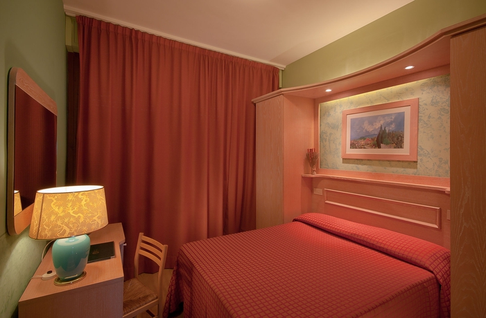 Imagen de la habitación del Hotel Meridiana, Florencia. Foto 7