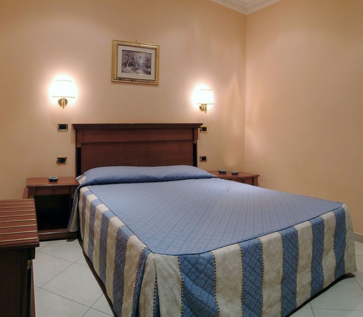 Imagen de la habitación del Hotel Meridiana, Termini. Foto 9