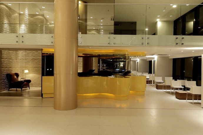 Imagen de los interiores del Hotel Meridiano. Foto 17