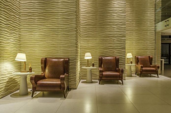 Imagen de los interiores del Hotel Meridiano. Foto 19