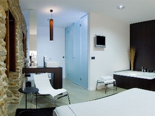 Imagen de los interiores del Hotel Merindades De Navarra. Foto 11