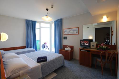 Imagen de la habitación del Hotel Meripol. Foto 3