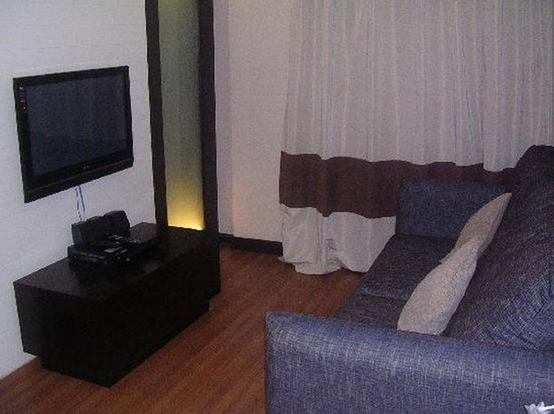 Imagen de la habitación del Hotel Merisess Sukhumvit 16. Foto 3