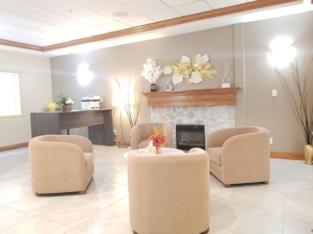 Imagen del bar/restaurante del Hotel Merit And Suites. Foto 1