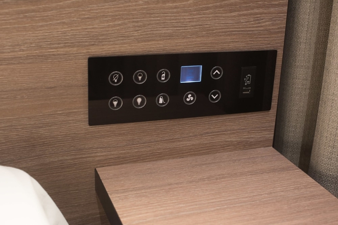 Imagen de la habitación del Hotel Merit Kensington. Foto 8