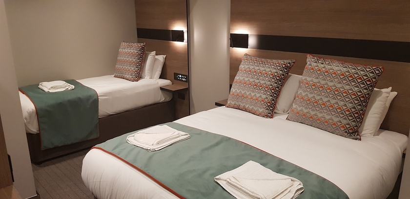 Imagen de la habitación del Hotel Merit Kensington. Foto 14