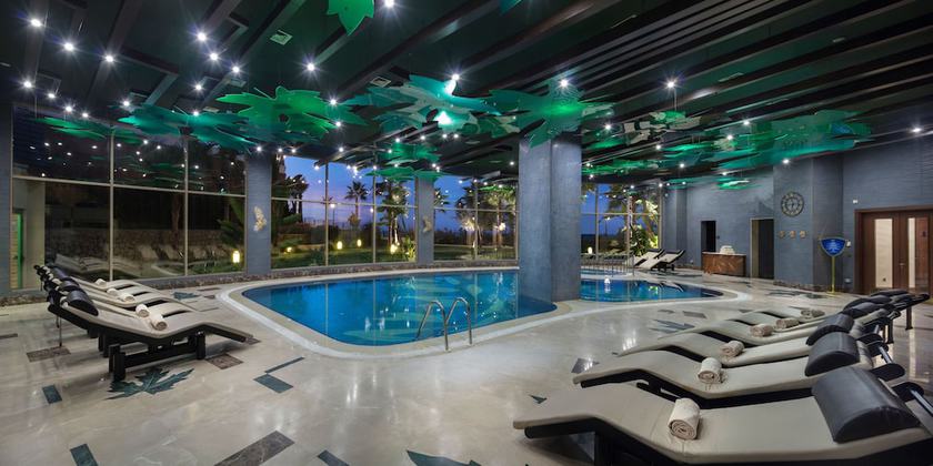 Imagen de la piscina del Hotel Merit Royal Premium - All inclusive. Foto 18