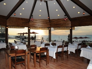 Imagen del bar/restaurante del Hotel Merit Sahmaran. Foto 7