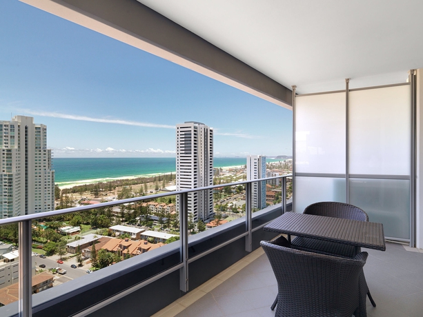 Imagen de la habitación del Hotel Meriton Serviced Apartments Broadbeach. Foto 13