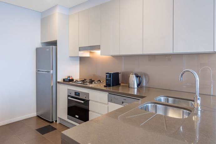 Imagen de la habitación del Hotel Meriton Suites Adelaide Street, Brisbane. Foto 12