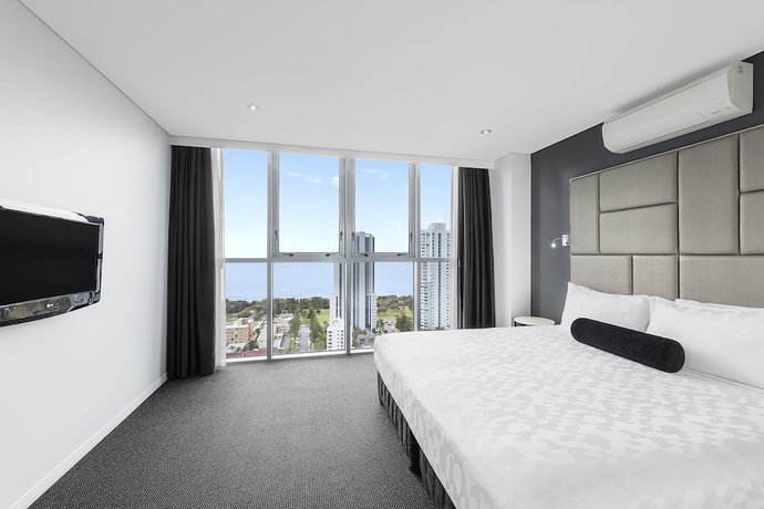 Imagen de la habitación del Hotel Meriton Suites Broadbeach, Gold Coast. Foto 3