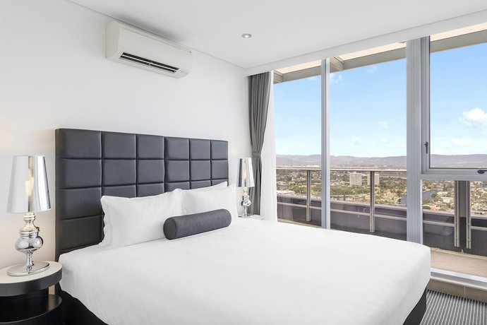 Imagen de la habitación del Hotel Meriton Suites Broadbeach, Gold Coast. Foto 10