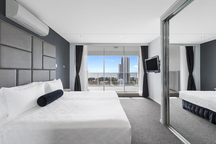 Imagen de la habitación del Hotel Meriton Suites Broadbeach, Gold Coast. Foto 15