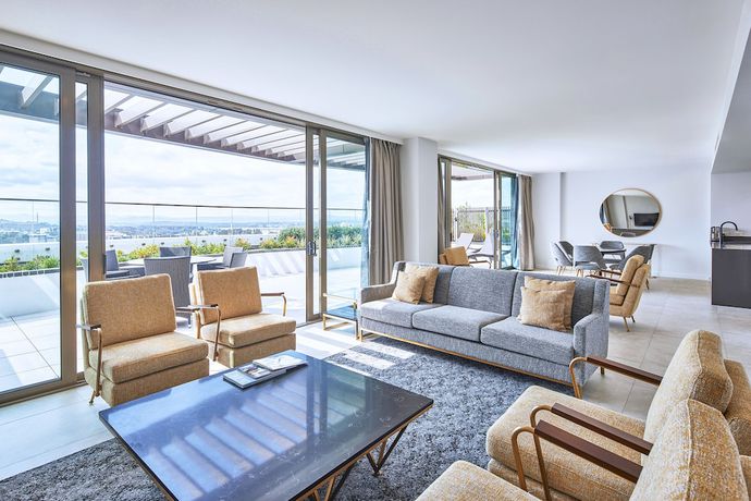 Imagen de la habitación del Hotel Meriton Suites Canberra. Foto 5
