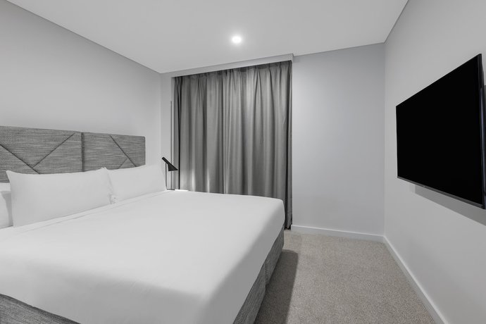 Imagen de la habitación del Hotel Meriton Suites Canberra. Foto 11