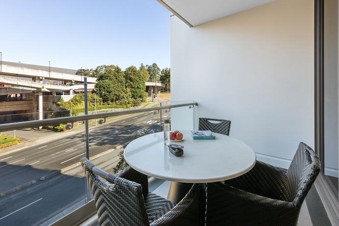Imagen de la habitación del Hotel Meriton Suites North Ryde. Foto 2