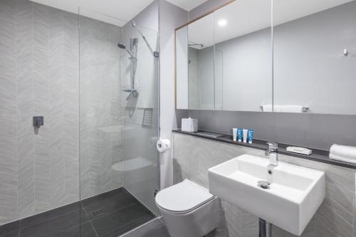 Imagen de la habitación del Hotel Meriton Suites Sydney Airport. Foto 10